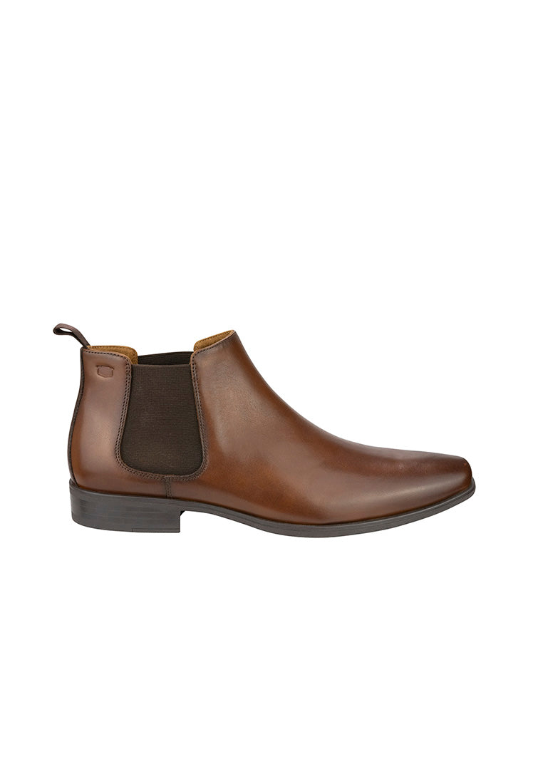 JACKSON Plain Toe Chelsea Boot Tan