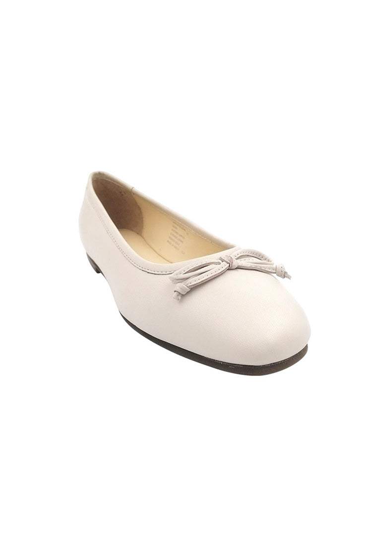 Silvia Round Toe Flat