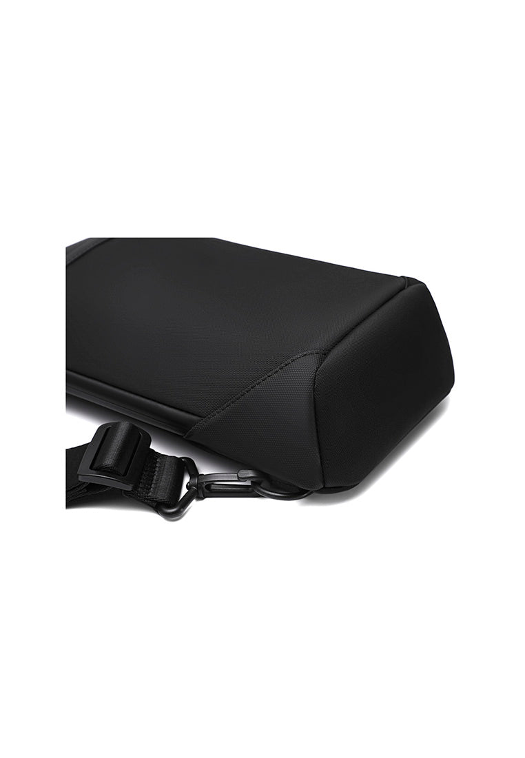 KENSINGTON Crossbody Bag